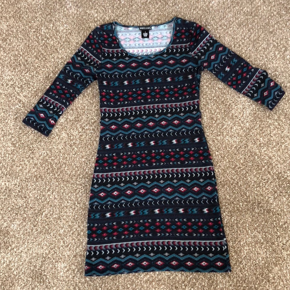 Quarter-sleeve dress